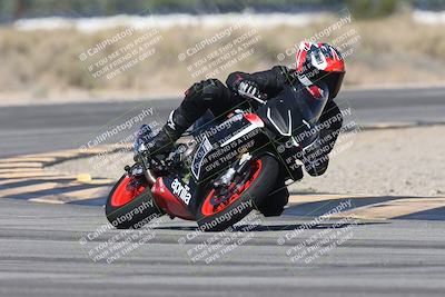 media/Oct-13-2025-Moto Forza (Mon) [[a66d839500]]/3-B Group/Session 3 (Turn 16)/